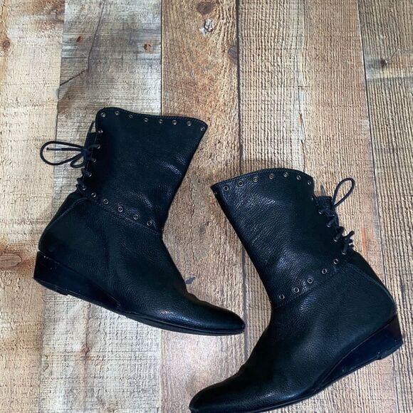 Stuart Weitzman Black Leather Booties - Picture 9 of 12